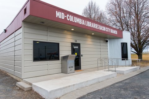 Basin City library Exterior