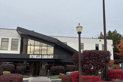 Front of Othello Library